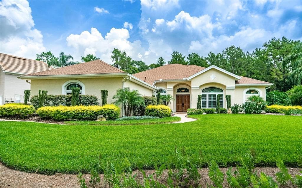 5912 FLATWOODS MANOR CIRCLE LITHIA, FL 33547
