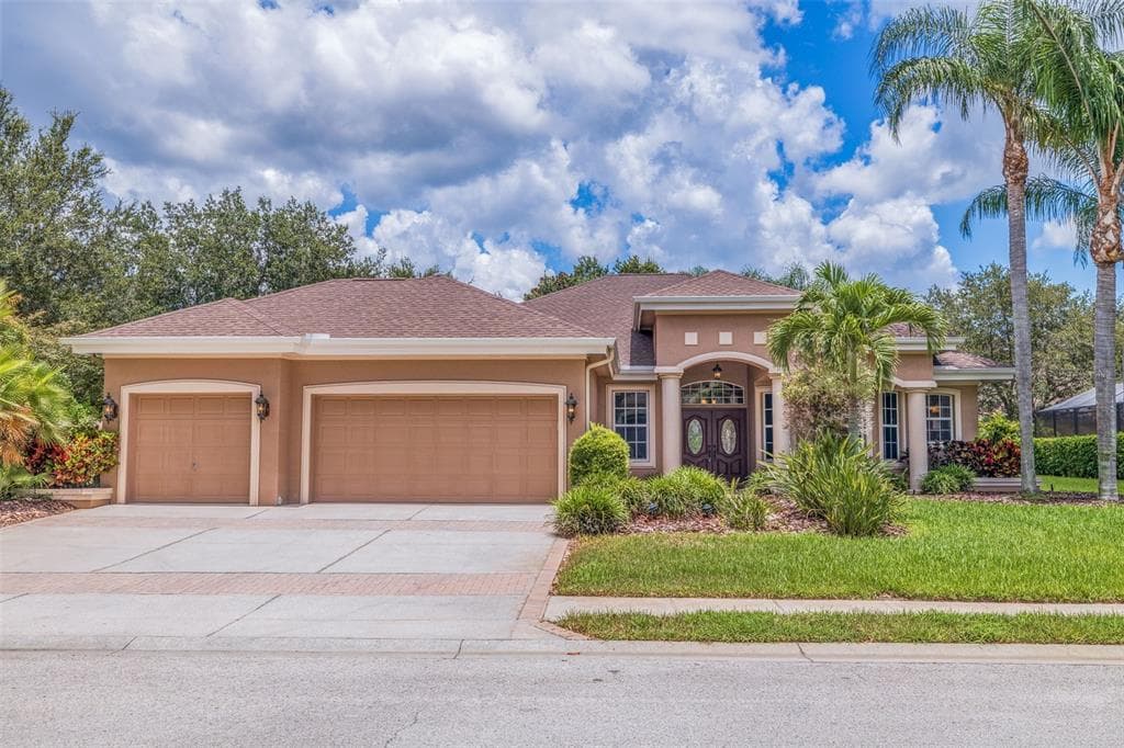 1543 PARILLA CIRCLE