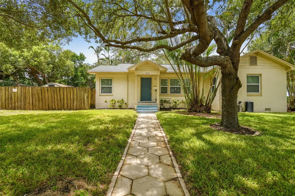 4832 16TH STREET N ST PETERSBURG, FL 33703