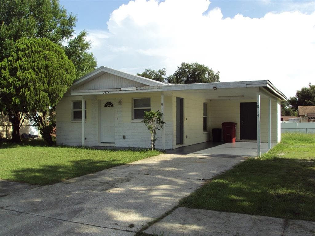 1814 BOND STREET PLANT CITY, FL 33563