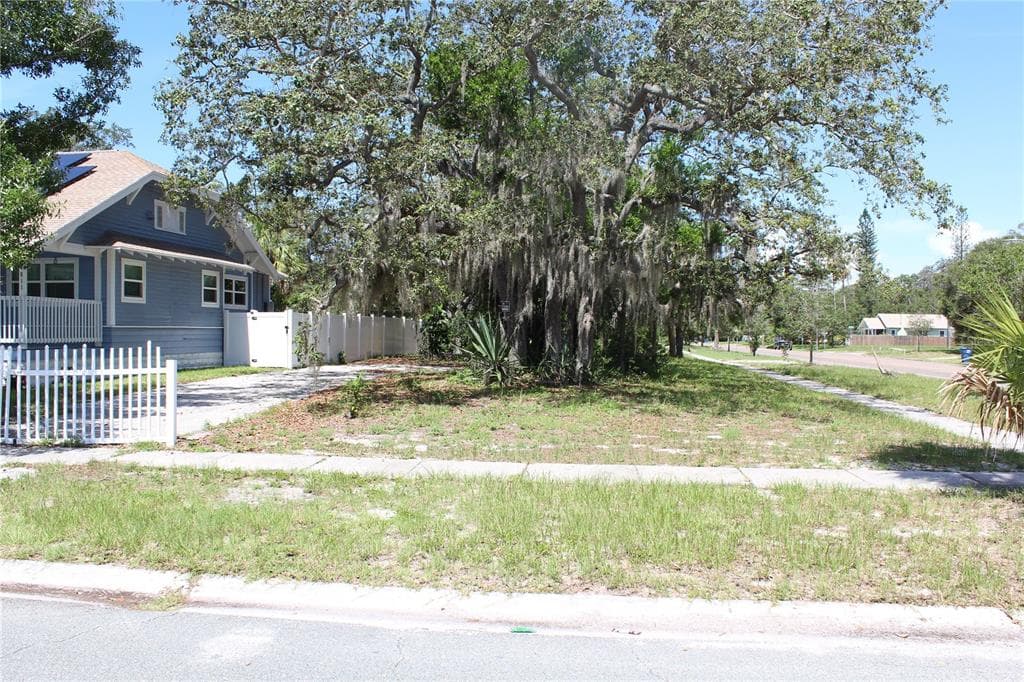 44TH STREET S ST PETERSBURG, FL 33711