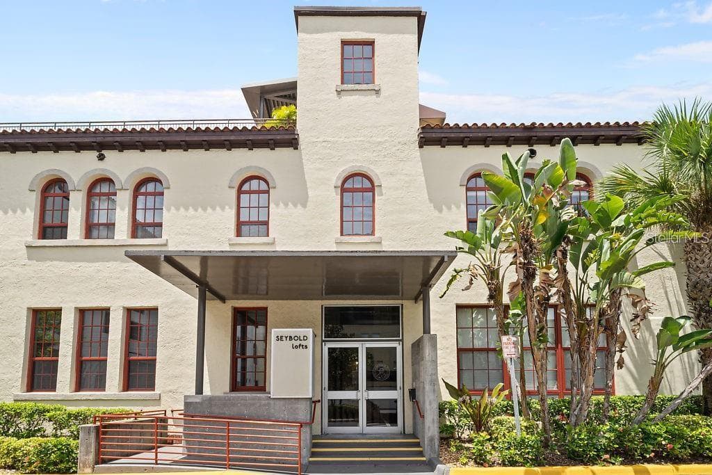 1501 W HORATIO STREET UNIT 228 TAMPA, FL 33606