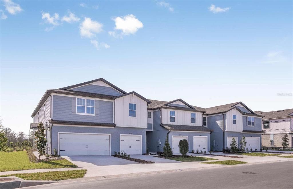 31435 AMBERVIEW BEND WESLEY CHAPEL, FL 33545