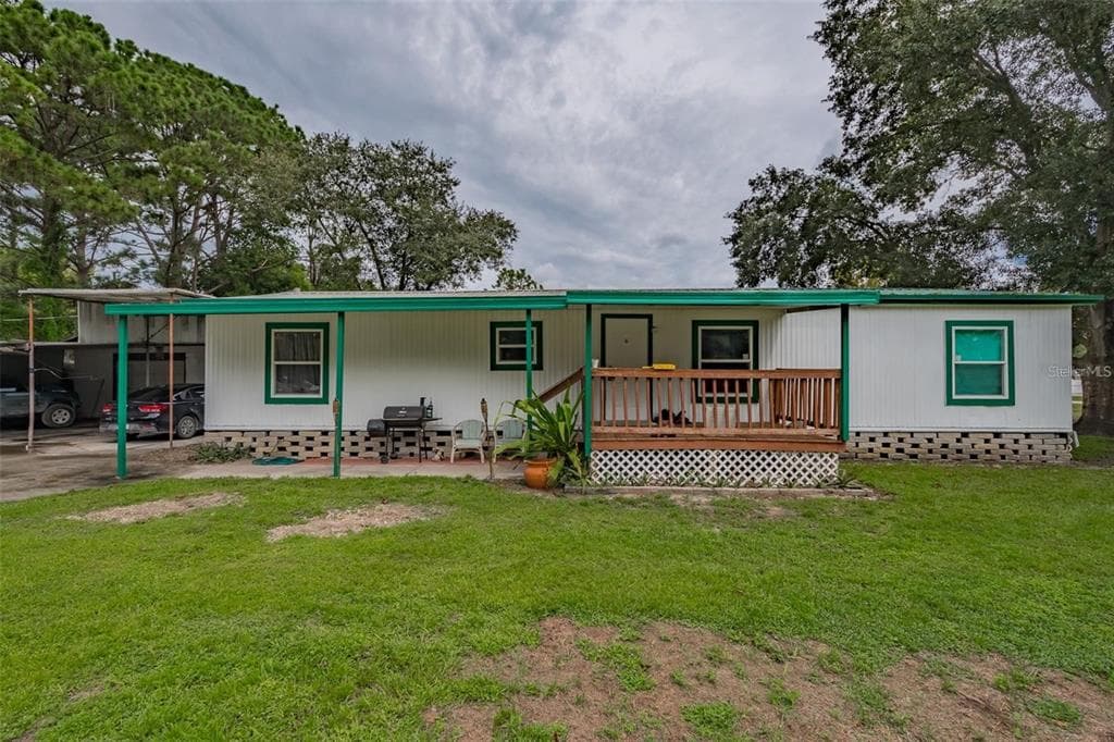 36201 HILLBROOK AVENUE ZEPHYRHILLS, FL 33541