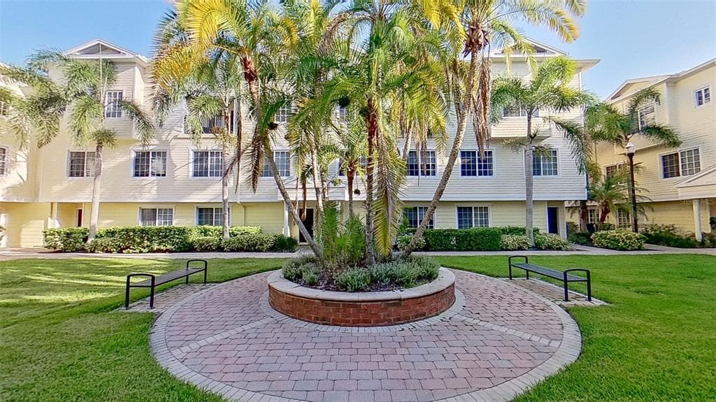 9872 MEADOW FIELD CIRCLE UNIT 503 TAMPA, FL 33626