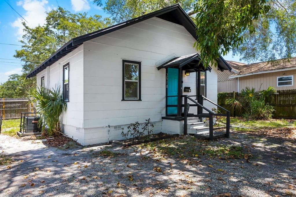 2518 5TH STREET S UNIT C ST PETERSBURG, FL 33705