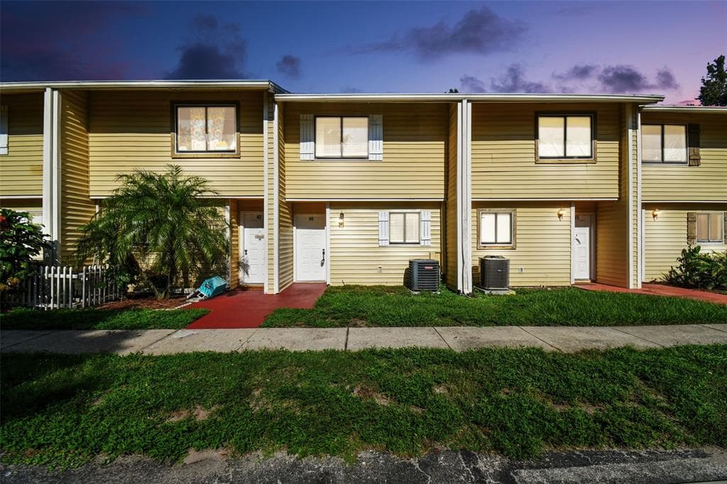 22726 GAGE LOOP UNIT 46 LAND O LAKES, FL 34639