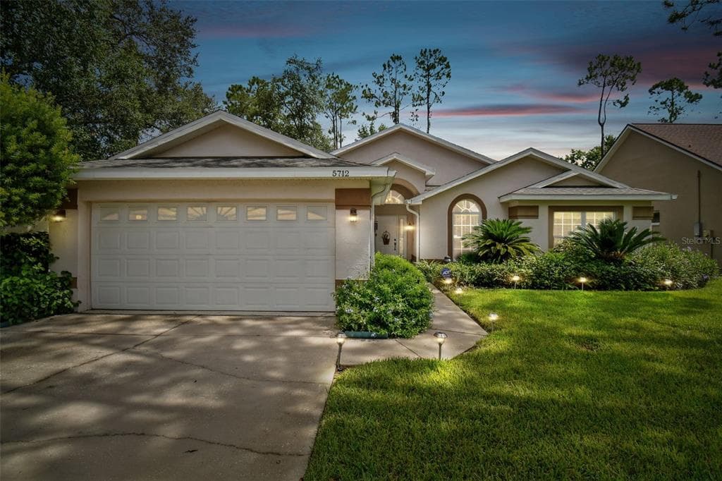 5712 WHITEBARK DRIVE WESLEY CHAPEL, FL 33543