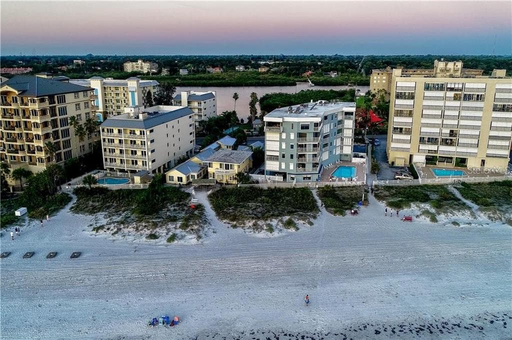 19506 GULF BOULEVARD UNIT 4 INDIAN SHORES, FL 33785