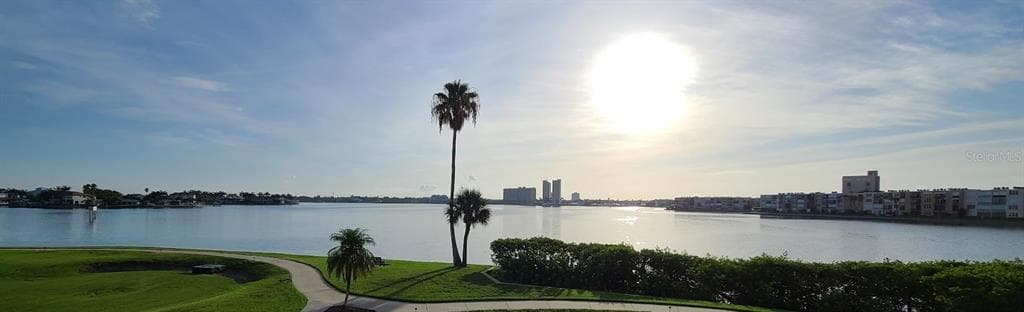8021 SAILBOAT KEY BOULEVARD S UNIT 102