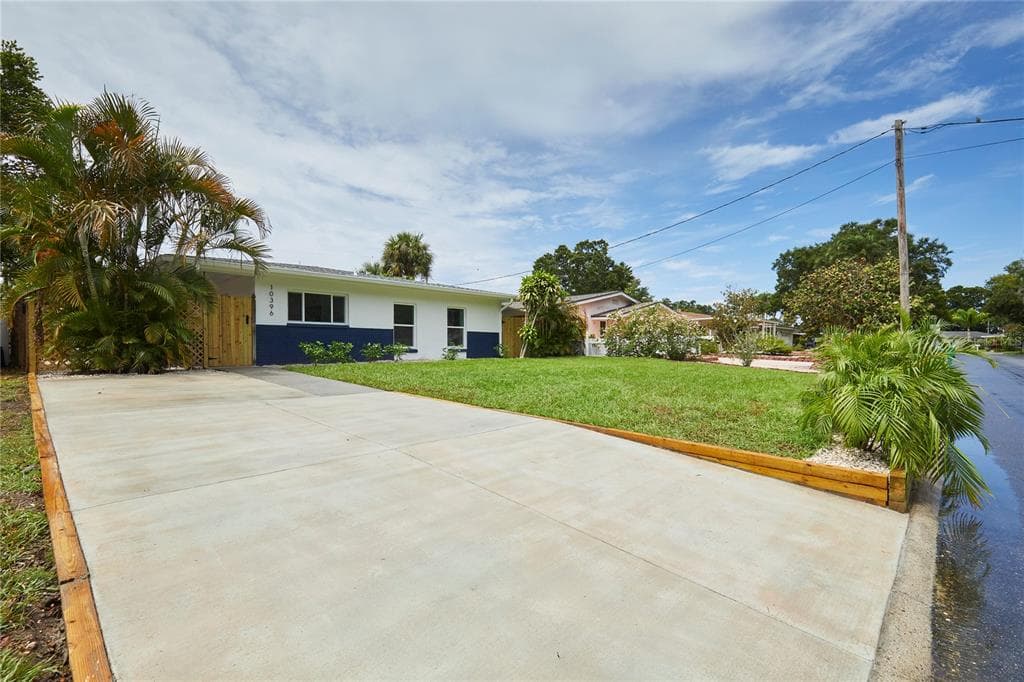 10396 BLOSSOM LAKE DRIVE