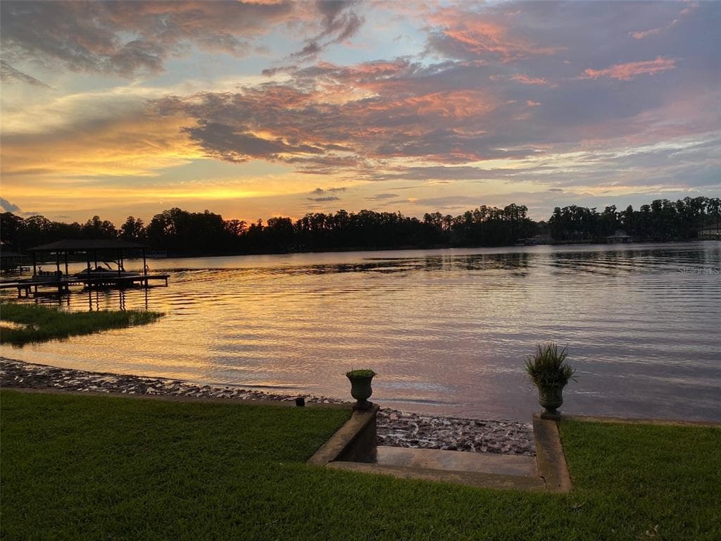 3239 LAKE PADGETT DRIVE