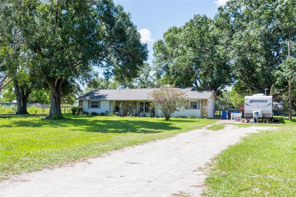 10805 DIXON DRIVE RIVERVIEW, FL 33579