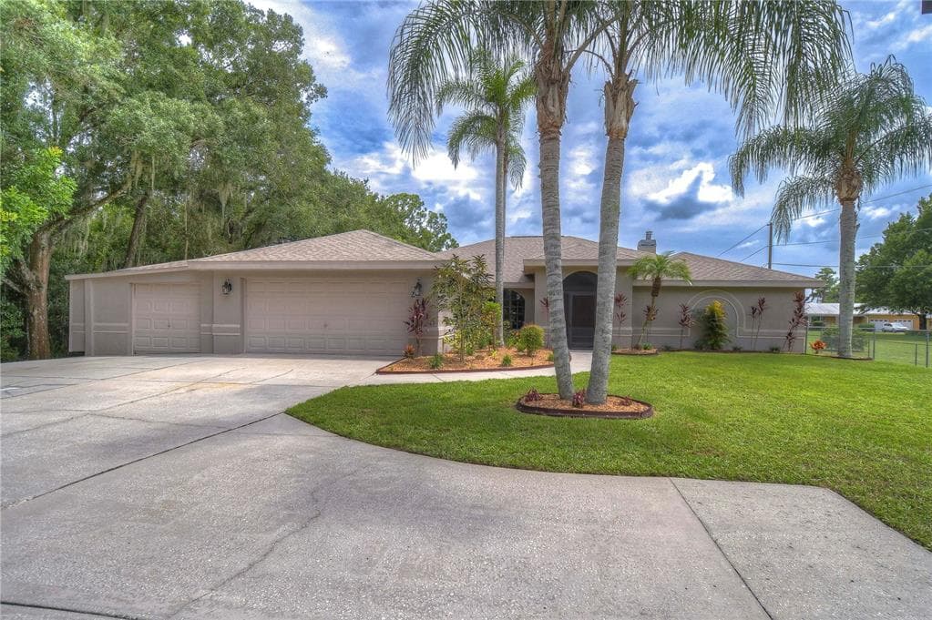 21910 HALE ROAD LAND O LAKES, FL 34639