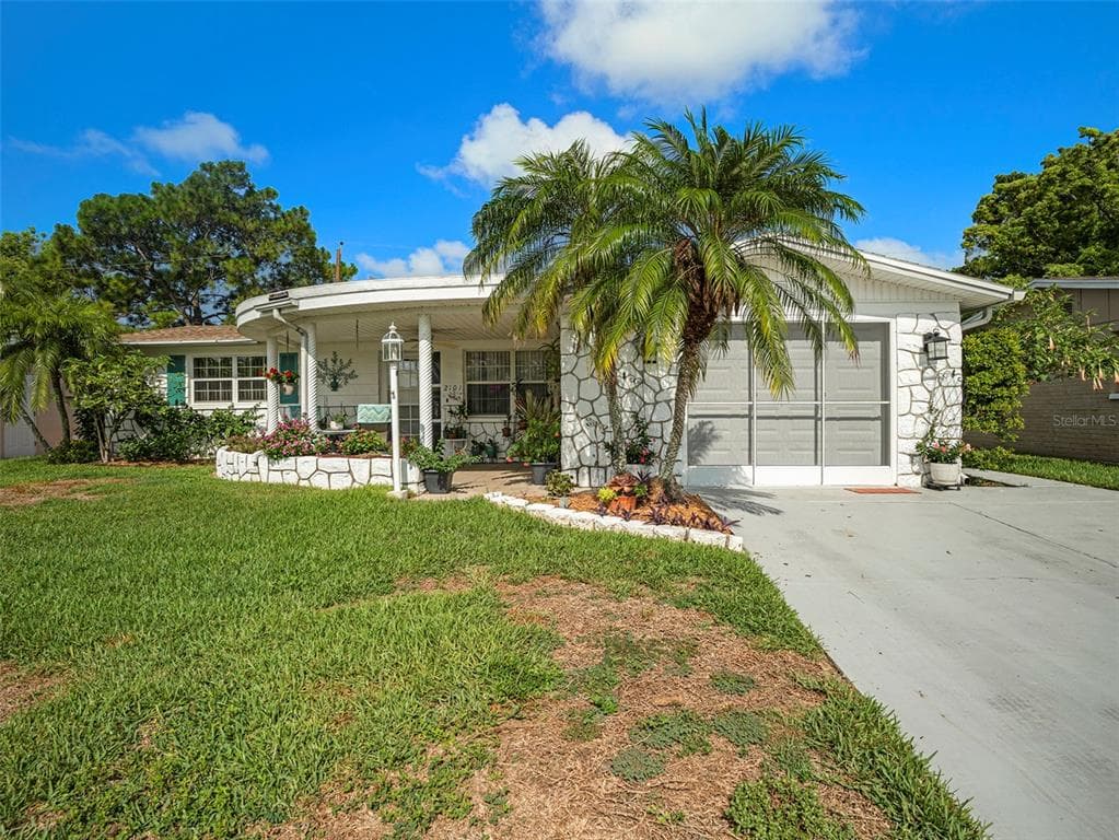 2101 LYRA DRIVE HOLIDAY, FL 34690