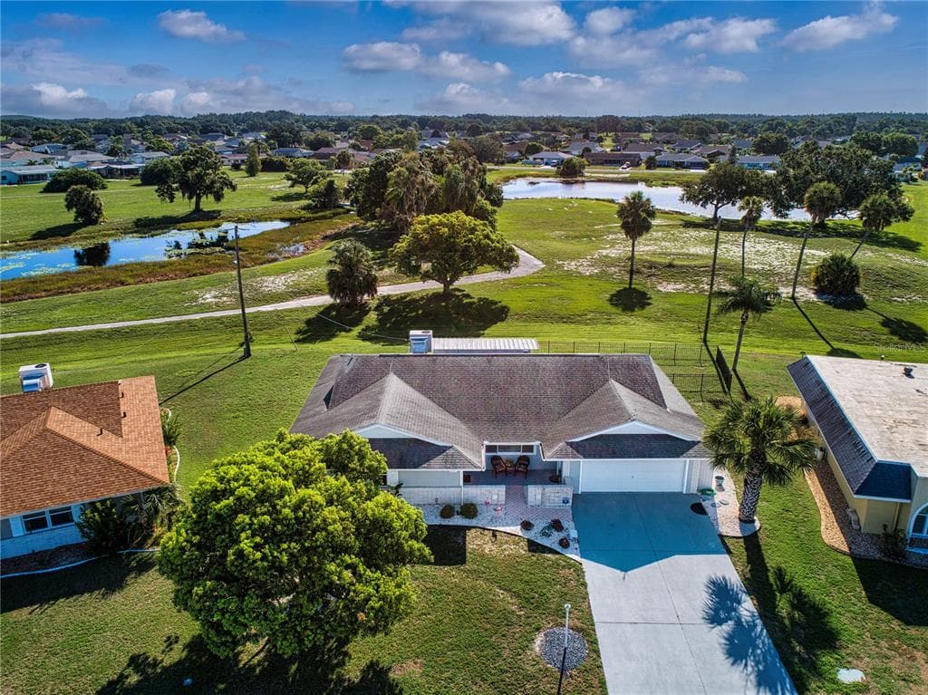605 FOX HILLS DRIVE SUN CITY CENTER, FL 33573
