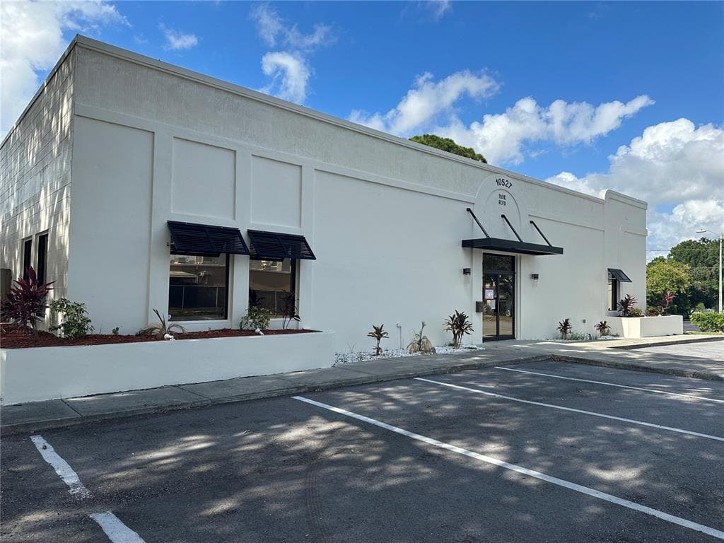 10527 PARK BOULEVARD SEMINOLE, FL 33772