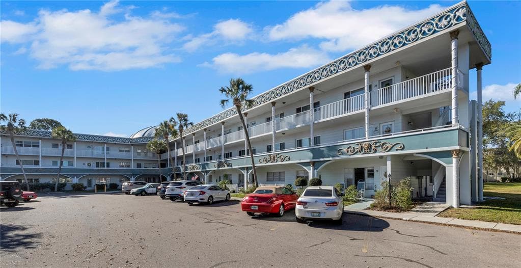 2381 ECUADORIAN WAY UNIT 43 CLEARWATER, FL 33763