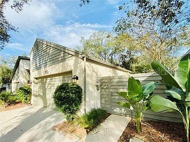 13903 LAZY OAK DRIVE TAMPA, FL 33613