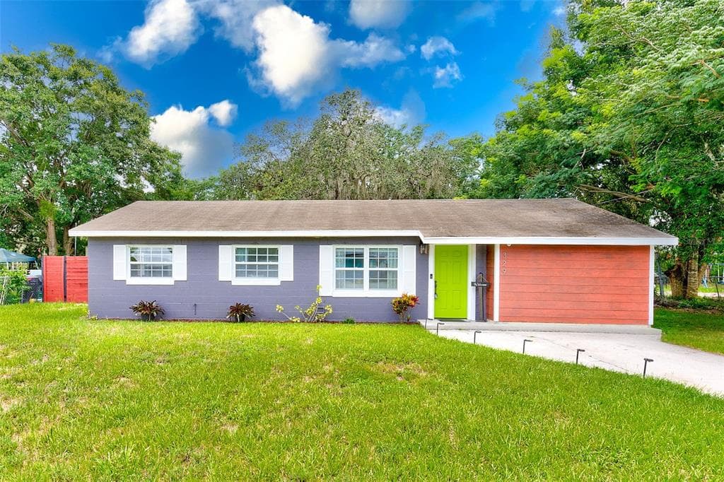 329 JEFFERSON STREET LAKE WALES, FL 33859