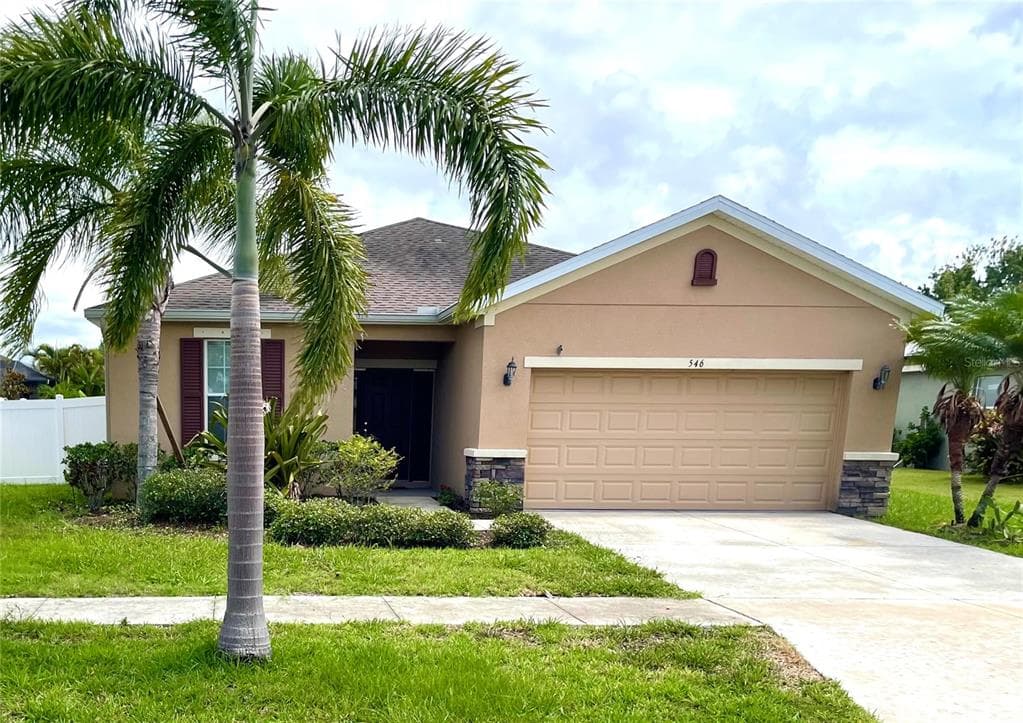 546 VISTA RIDGE DRIVE RUSKIN, FL 33570