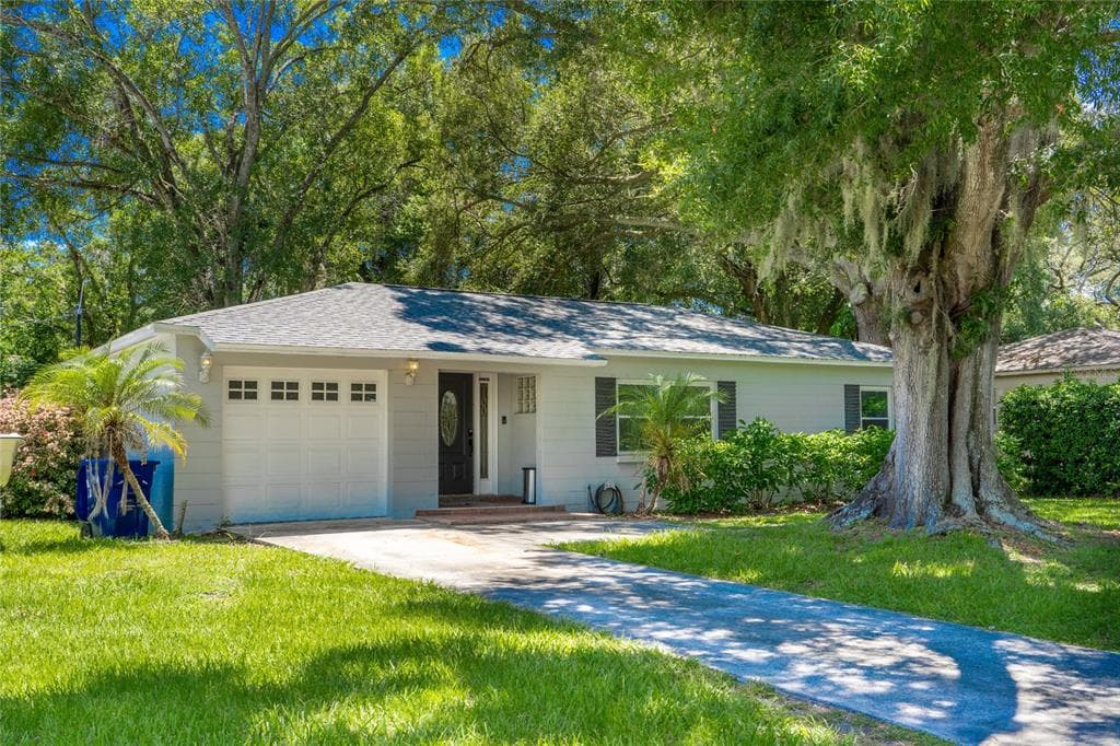 1702 W FORE DRIVE TAMPA, FL 33612