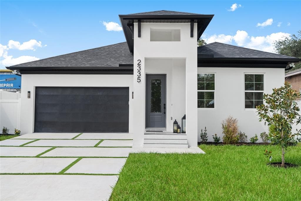 2335 W SAINT JOHN STREET TAMPA, FL 33607