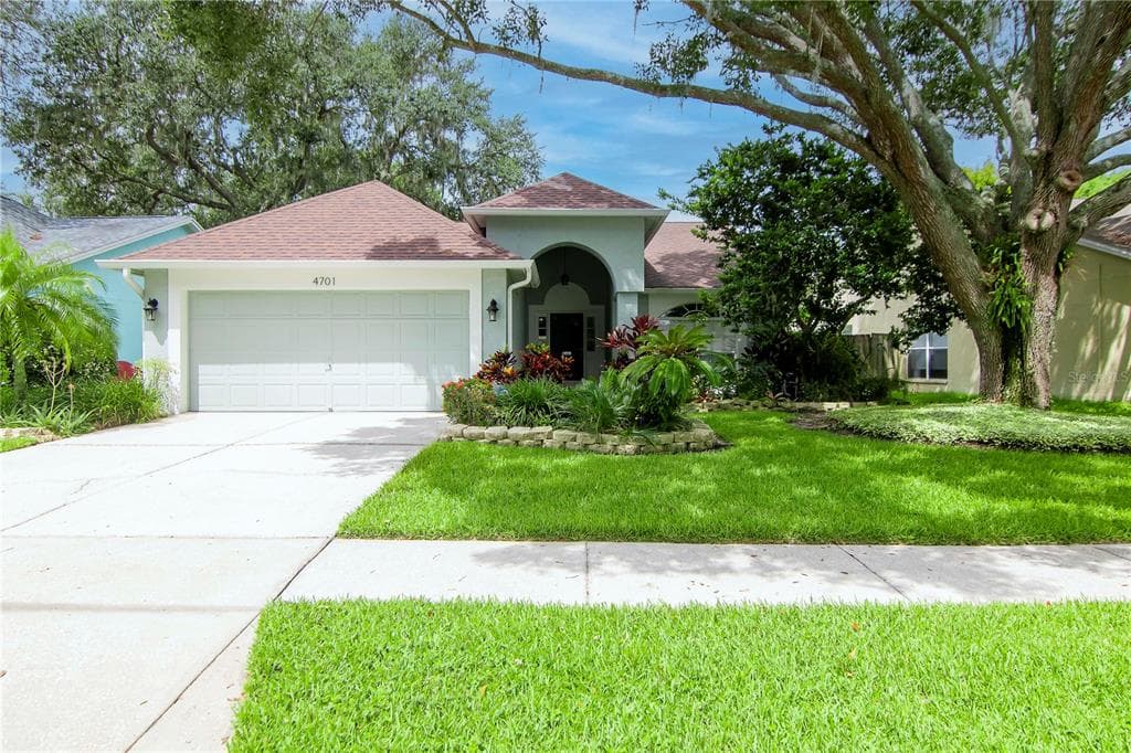 4701 ROCKINGCHAIR DRIVE VALRICO, FL 33596