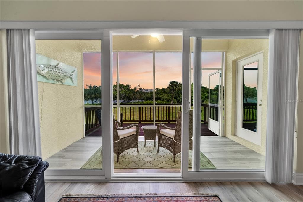 6499 99TH WAY N UNIT 18D ST PETERSBURG, FL 33708