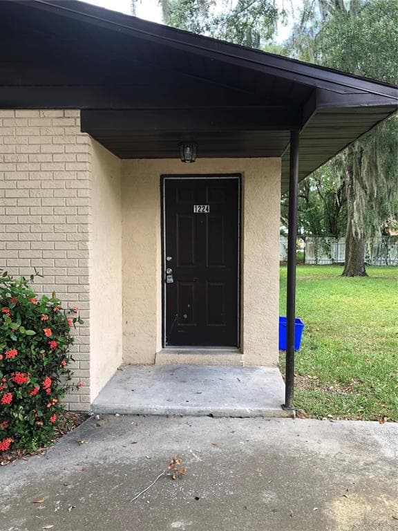 1224 W GRANFIELD AVENUE PLANT CITY, FL 33563