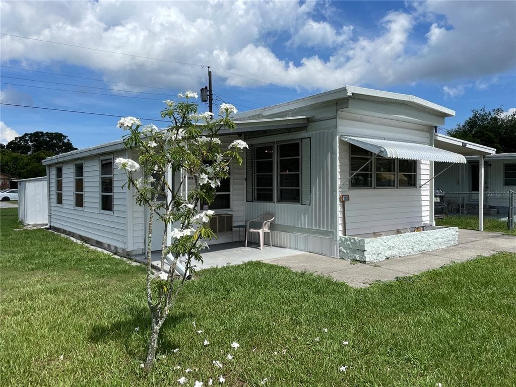 1929 DIXIE LN HOLIDAY, FL 34690