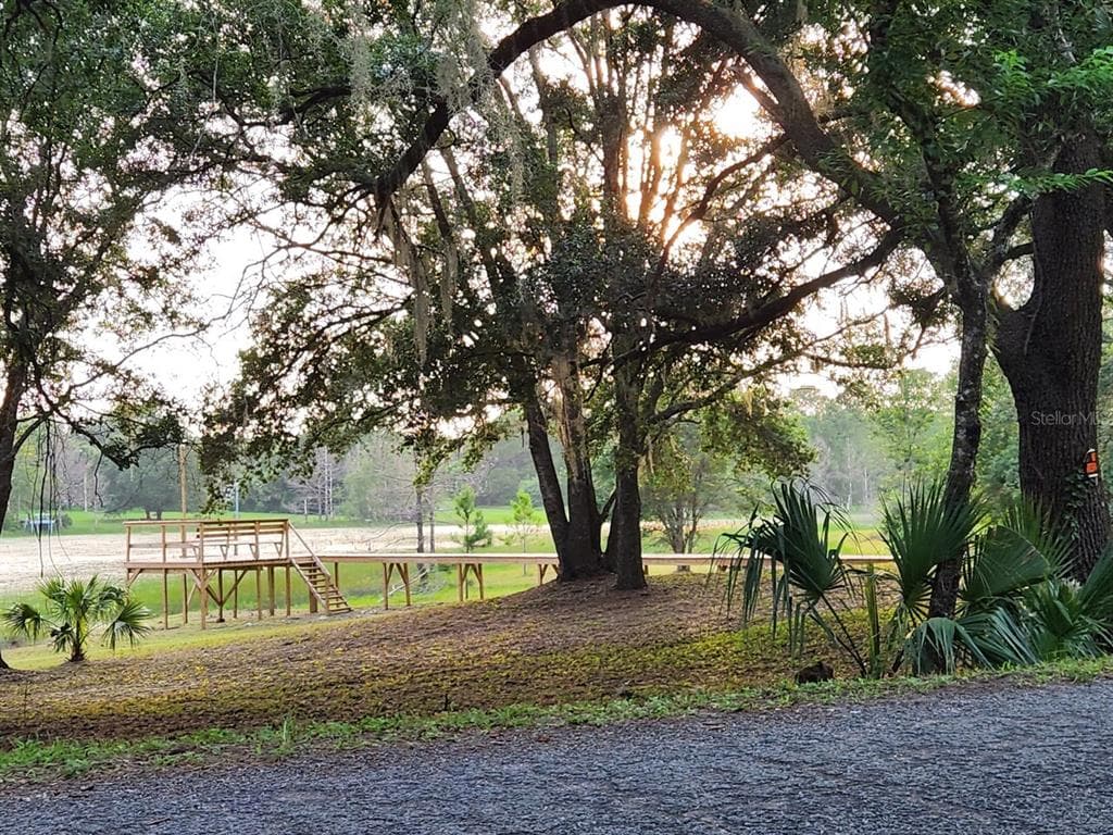 00 SE 183 AVENUE OCKLAWAHA, FL 32179