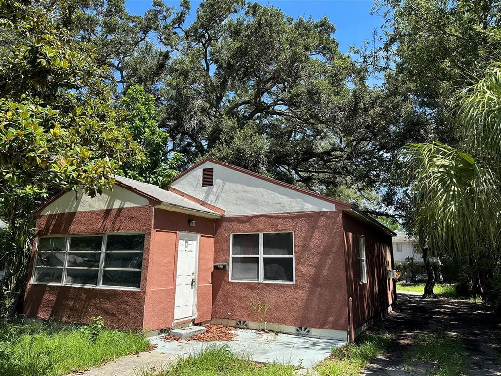 2827 3RD AVENUE S ST PETERSBURG, FL 33712