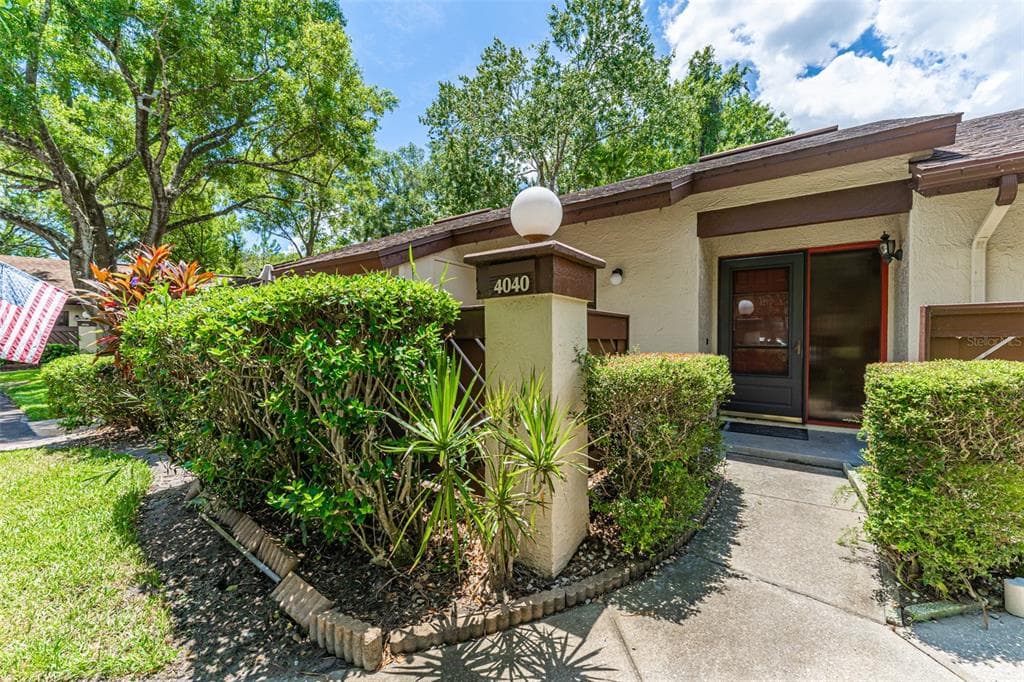 4040 DIAMOND LEAF COURT PALM HARBOR, FL 34684