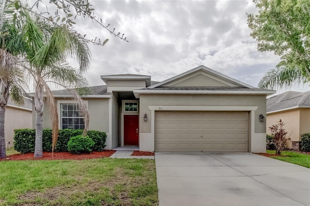 911 PEREGRINE HILL PLACE RUSKIN, FL 33570