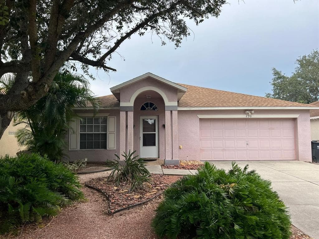 230 CHARDONNAY PLACE VALRICO, FL 33594