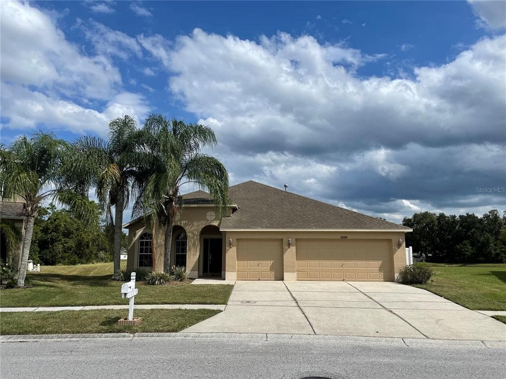 18309 CYPRESS HAVEN DRIVE TAMPA, FL 33647