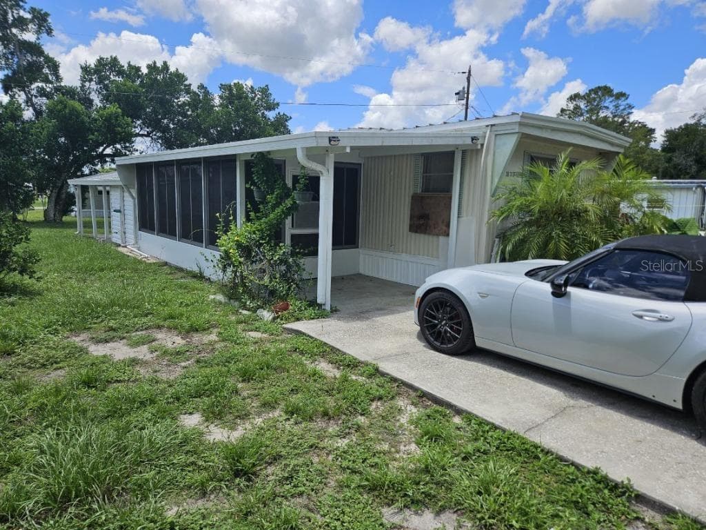 38748 CALUMET AVENUE ZEPHYRHILLS, FL 33542