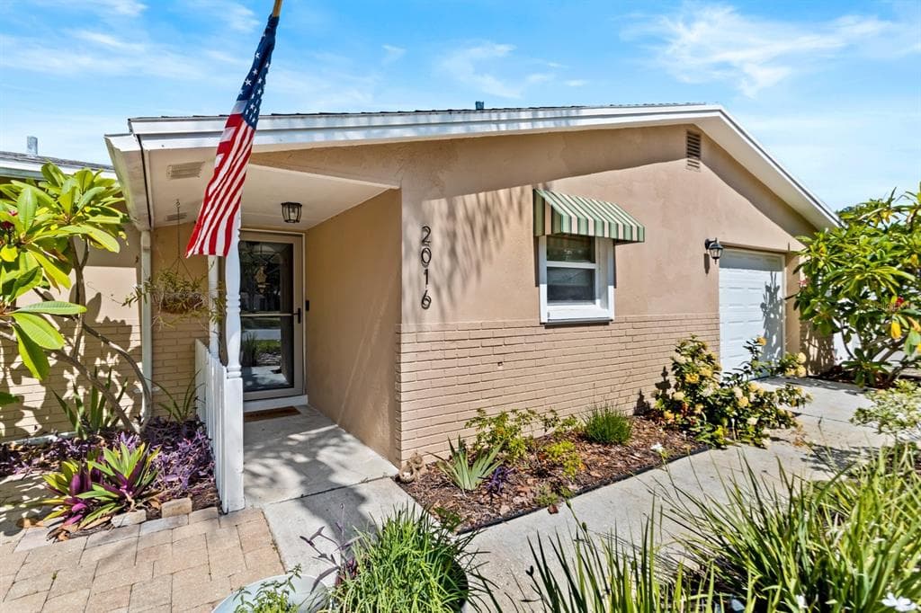 2016 CULBERSON AVENUE