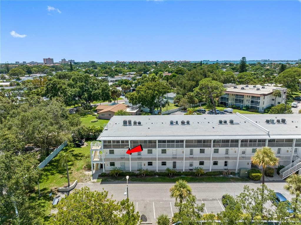 4920 38TH WAY S UNIT 212 ST PETERSBURG, FL 33711