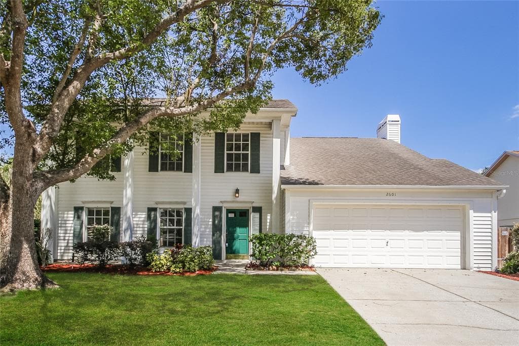 2601 BERRYVINE PLACE VALRICO, FL 33596