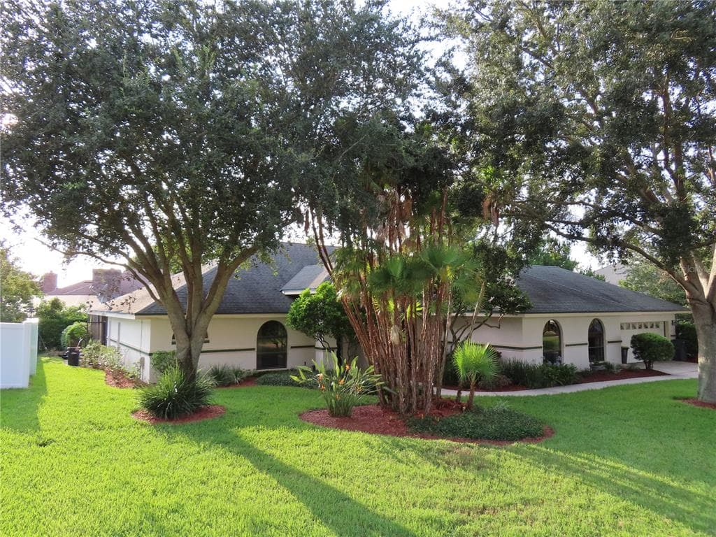 710 S LAKE FLORENCE DRIVE WINTER HAVEN, FL 33884