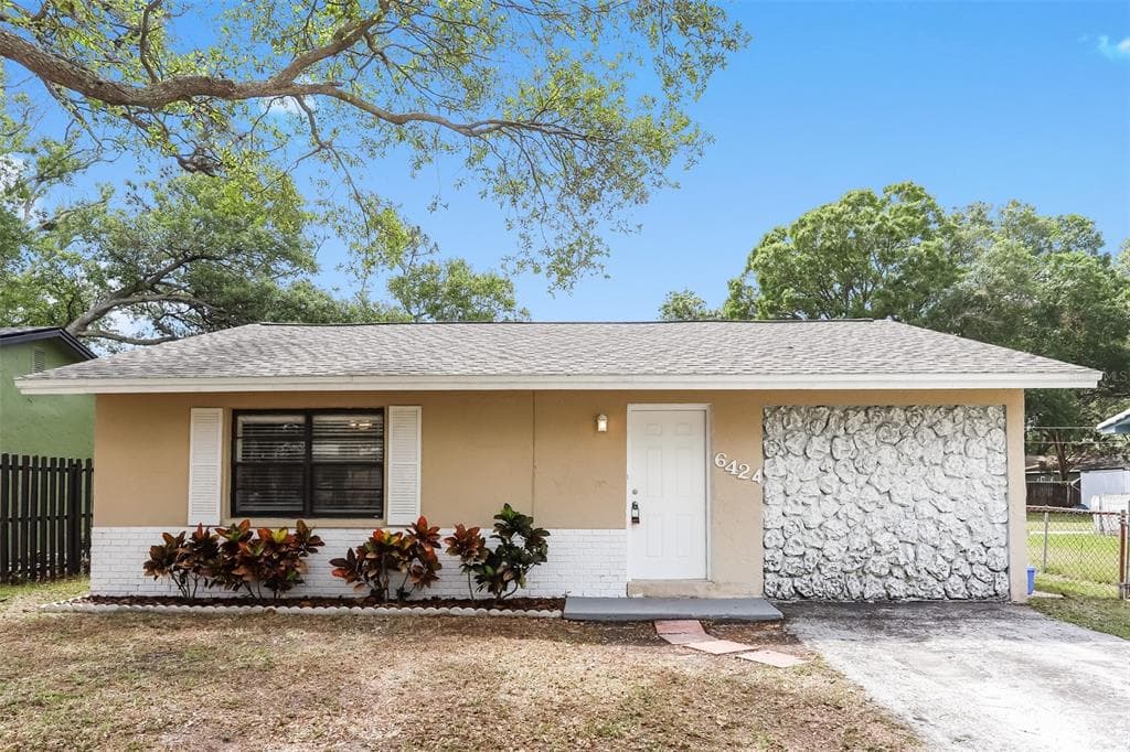 6424 80TH AVENUE N PINELLAS PARK, FL 33781