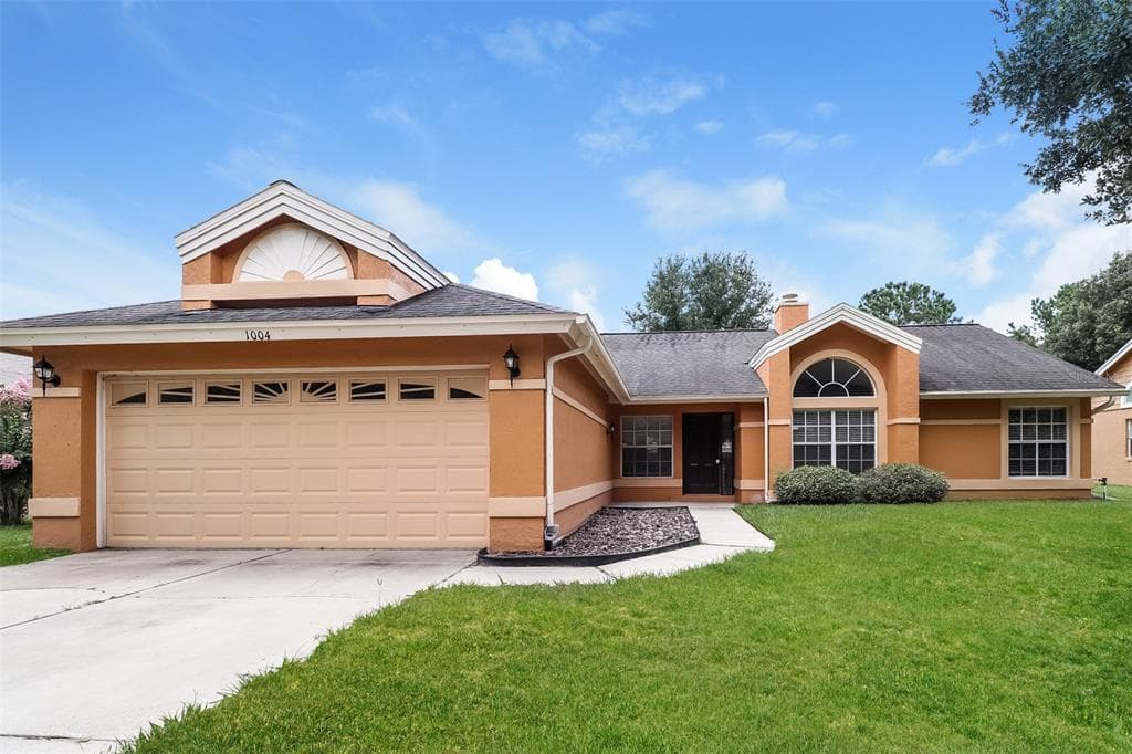 1004 PROVIDENCE LANE OVIEDO, FL 32765