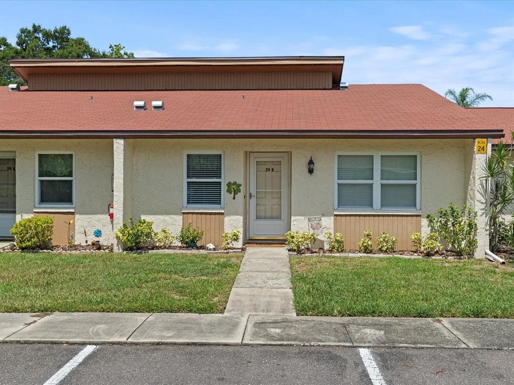 11511 113TH STREET UNIT 24B SEMINOLE, FL 33778