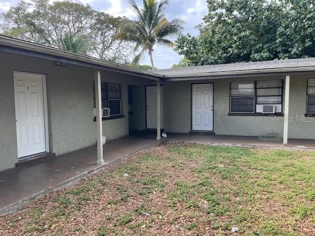 2404 10TH STREET W UNIT 2 BRADENTON, FL 34205