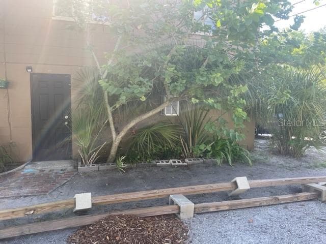1650 28TH AVENUE N UNIT 2 ST PETERSBURG, FL 33713