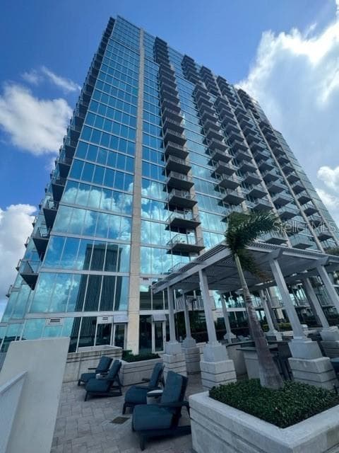 777 N ASHLEY DRIVE UNIT 2811 TAMPA, FL 33602