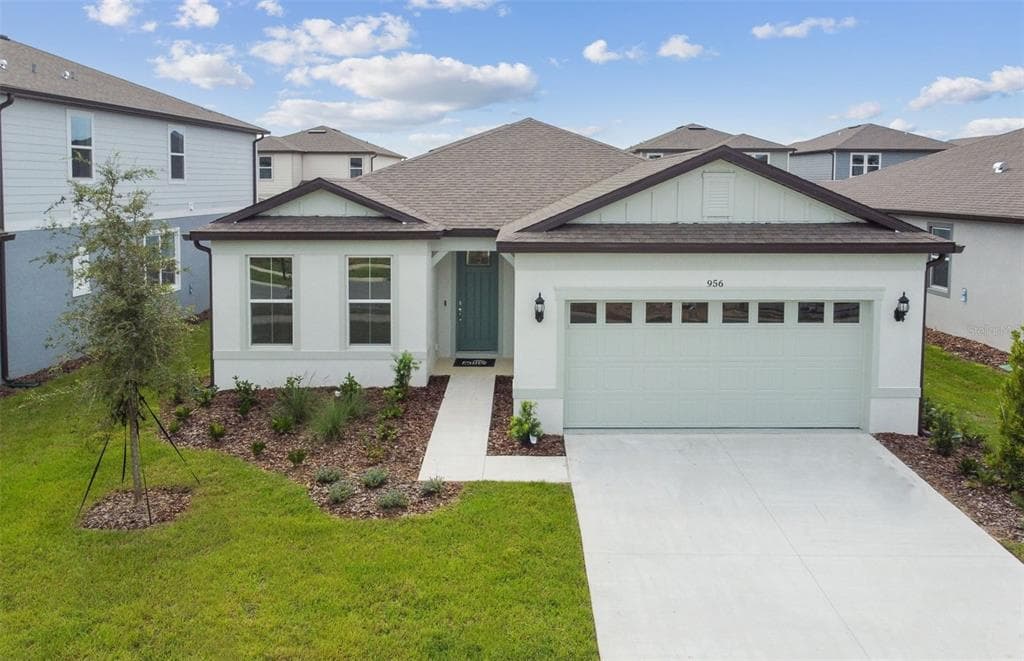 956 SILVERLAKE BOULEVARD LAKE ALFRED, FL 33850