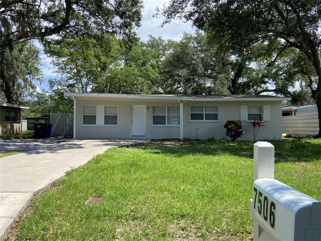7506 MELALEUCA LANE TAMPA, FL 33619